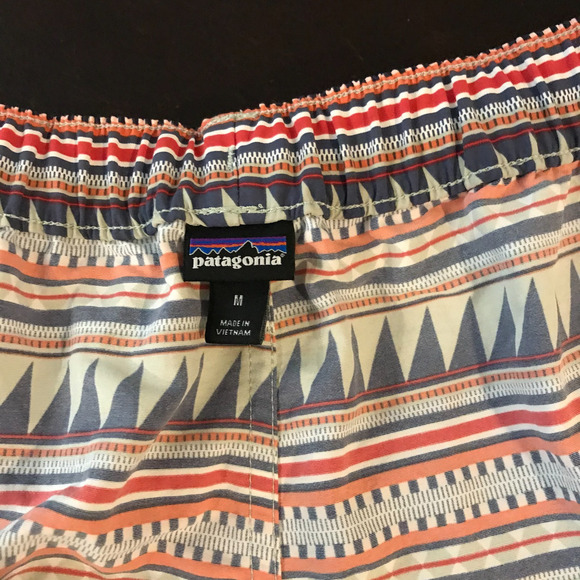 Patagonia Women's Barely Baggies Shorts in Belay Stripe: Desert Sage - Size Med - Picture 5 of 11